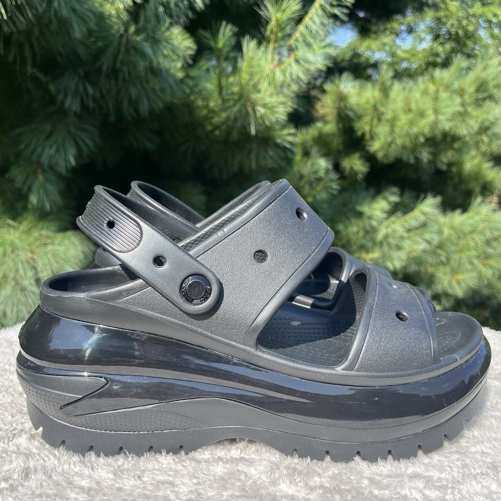 Crocs Classic Mega Crush Platform Sandal Womens 10 Black Platform Wedge Comfort